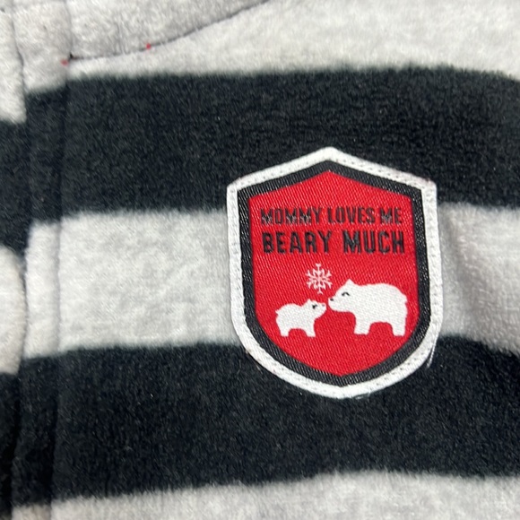 ❤️5/$25❤️2/$15❤️ CARTER’S | blk/grey fleece zip up hoodie jacket - Picture 2 of 2